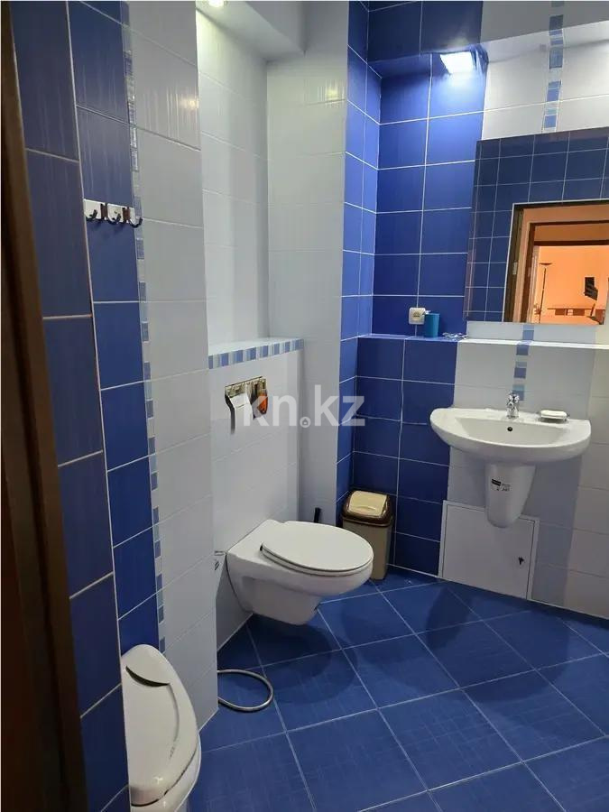 Продажа 2-комнатной квартиры, 84 м², ул. Сатпаева, дом  9б в Алматы - фото 6