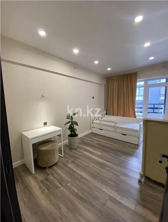 Продажа 3-комнатной квартиры, 80 м², ул. Утеген батыра, дом  11в в Алматы - фото 3