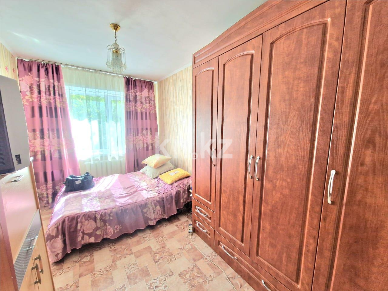 Продажа 3-комнатной квартиры, 50 м², мкр-н 21 в Караганде - фото 4