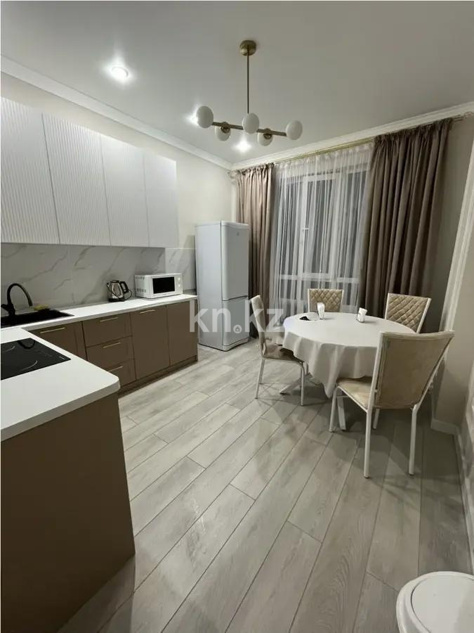 Продажа 1-комнатной квартиры, 41 м², пр. Райымбека, дом  351/1 в Алматы - фото 2