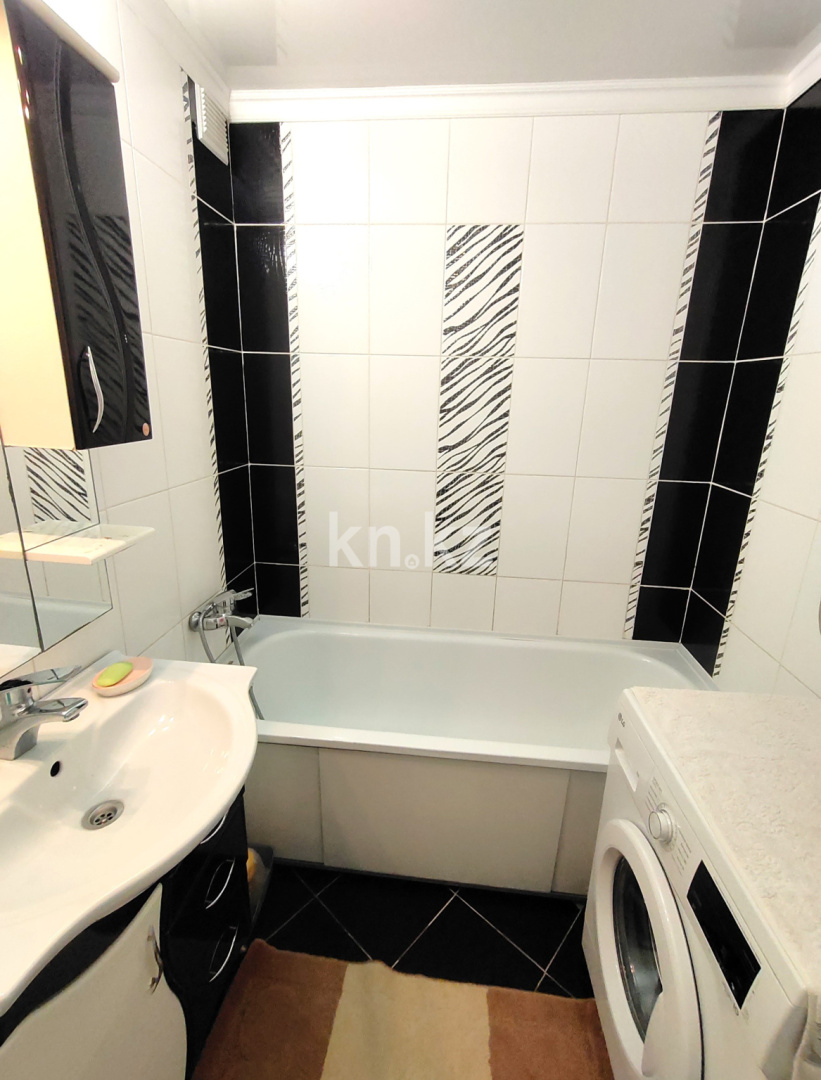 Продажа 3-комнатной квартиры, 76 м², ул. Таттимбета, дом  10 в Караганде - фото 14