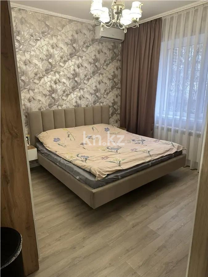 Продажа 4-комнатной квартиры, 78 м², ул. Муратбаева, дом  177 в Алматы - фото 2