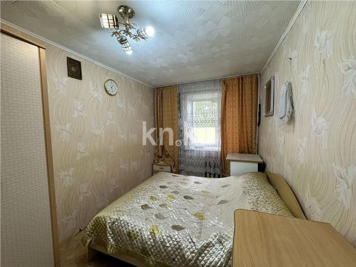 Продажа 4-комнатной квартиры, 72 м², ул. Гапеева, дом  5 в Караганде - фото 2