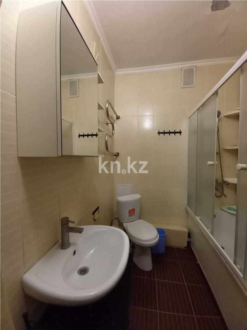 Продажа 3-комнатной квартиры, 91.8 м², пр. Кошкарбаева в Астане - фото 10