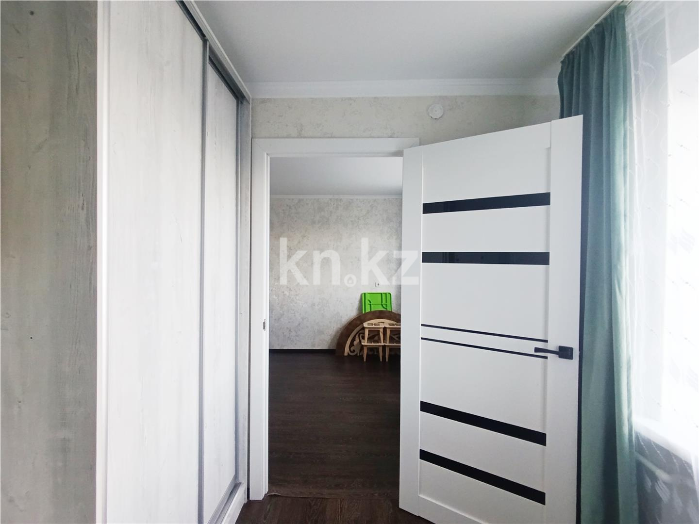 Продажа 3-комнатной квартиры, 62 м², ул. Методическая, дом  17 в Караганде - фото 10
