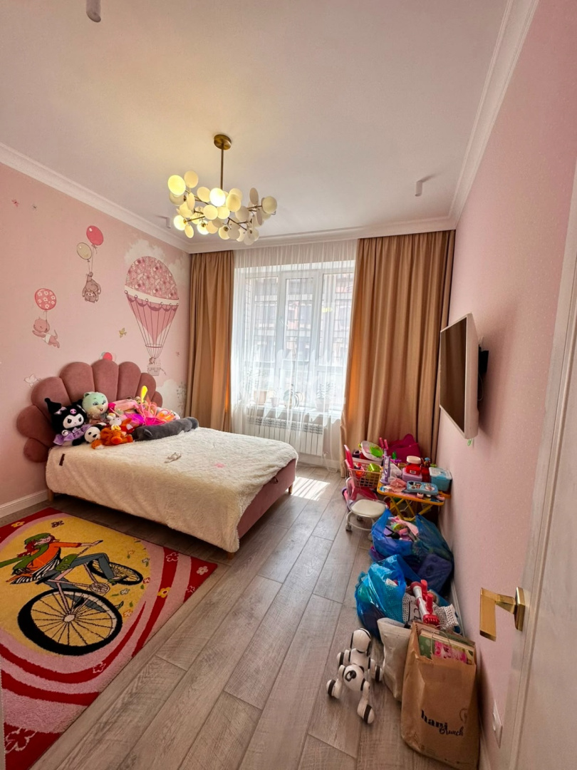 Продажа 5-комнатной квартиры, 160 м² в Караганде - фото 5