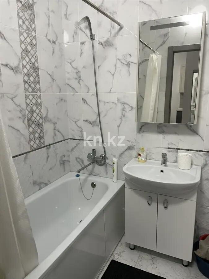 Продажа 1-комнатной квартиры, 36.8 м² в Астане - фото 3