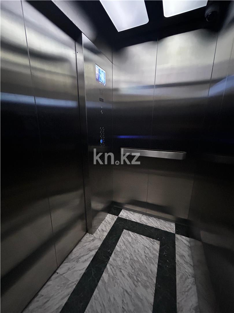 Продажа 4-комнатной квартиры, 119 м², мкр-н Степной-3, дом  1/10 в Караганде - фото 17