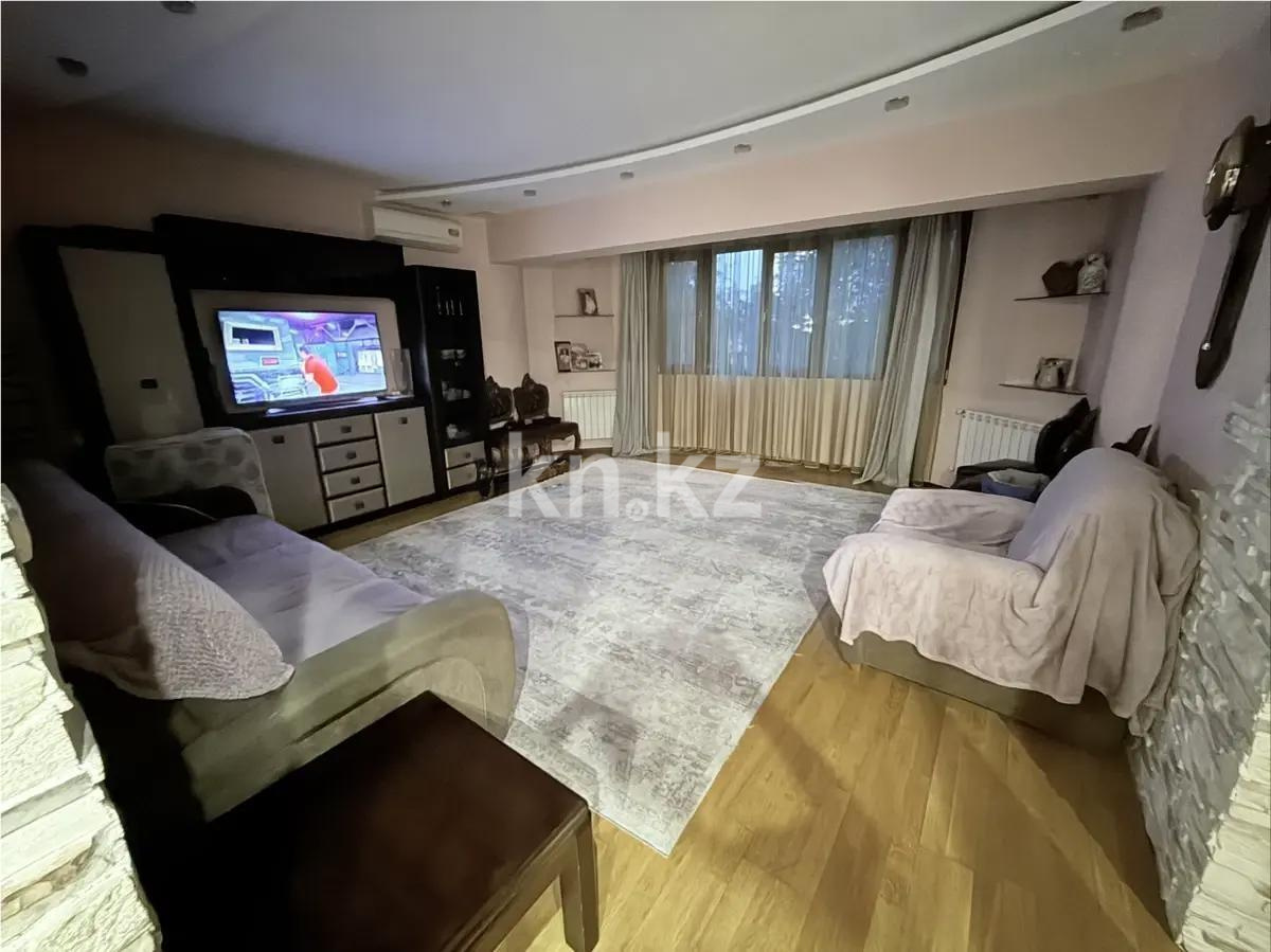 Продажа 4-комнатной квартиры, 116 м², ул. Навои, дом  296 в Алматы