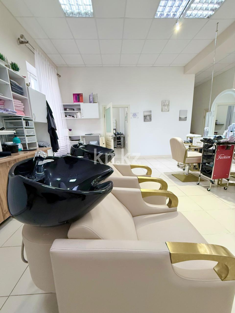 Продажа здания, 304.8 м² в Атырау - фото 10