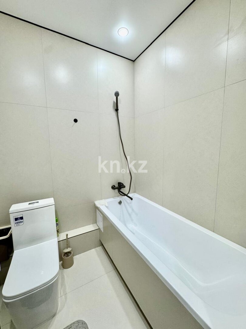 Продажа 1-комнатной квартиры, 38 м² в Астане - фото 10