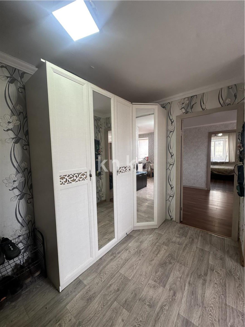 Продажа 4-комнатной квартиры, 64 м², пр. Назарбаева в Караганде - фото 8