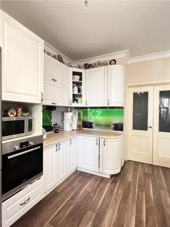 Продажа 3-комнатной квартиры, 105 м², ул. Жарокова, дом  137 в Алматы - фото 2