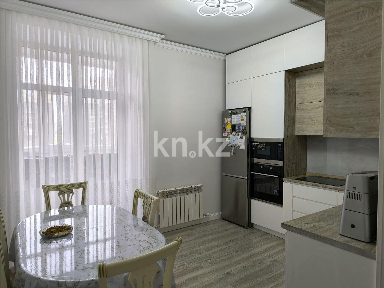 Продажа 4-комнатной квартиры, 97 м² в Караганде