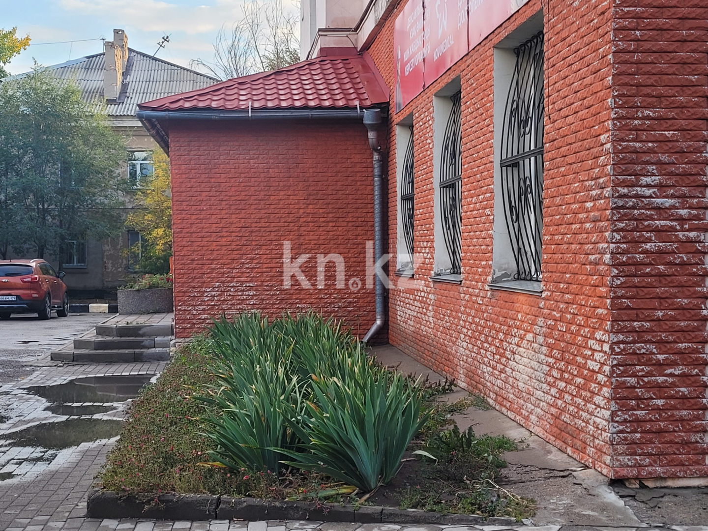 Продажа , 222 м², ул. Абая в Караганде