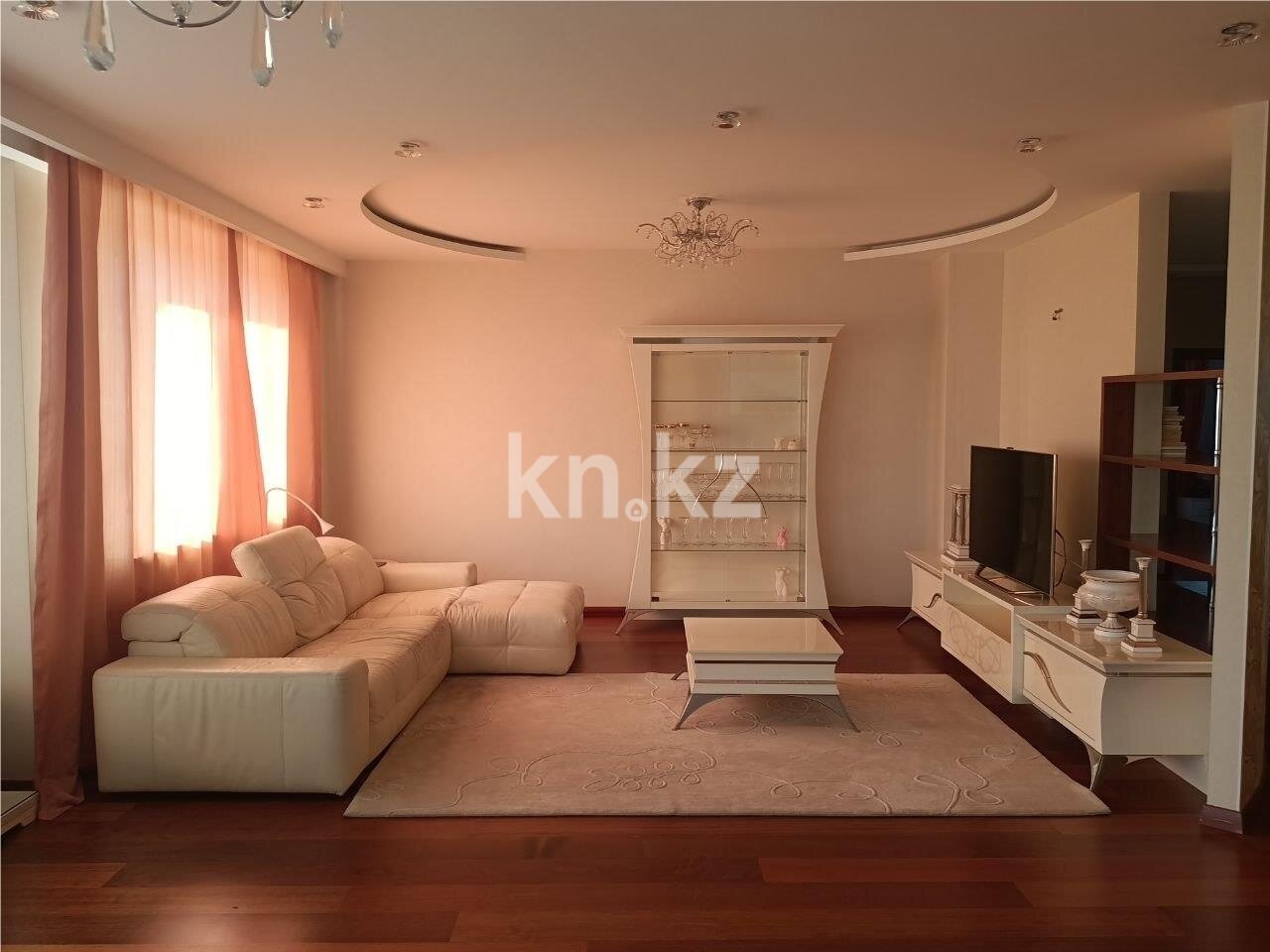 Продажа 4-комнатной квартиры, 206 м² в Астане - фото 8