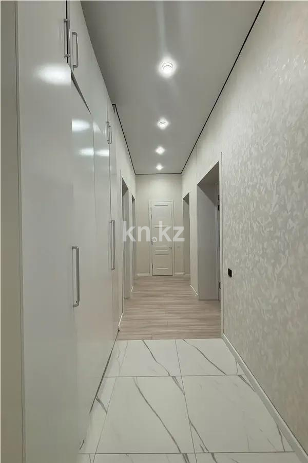 Продажа 3-комнатной квартиры, 88 м², ул. Муканова, дом  41/23 в Караганде - фото 4