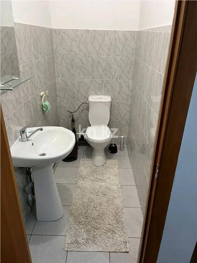 Продажа 2-комнатной квартиры, 68 м² в Алматы - фото 4