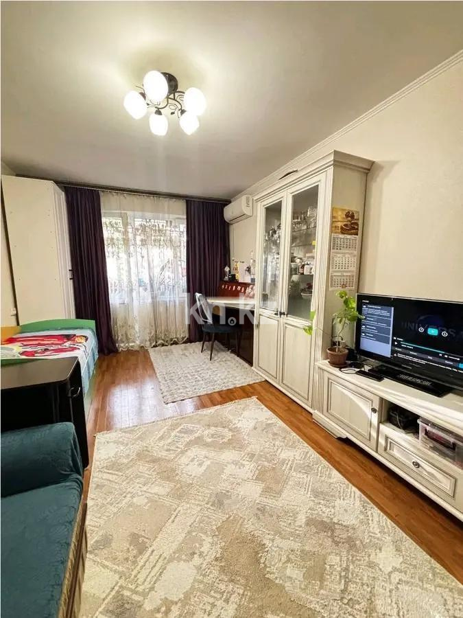 Продажа 3-комнатной квартиры, 62 м², ул. Манаса, дом  19 в Алматы