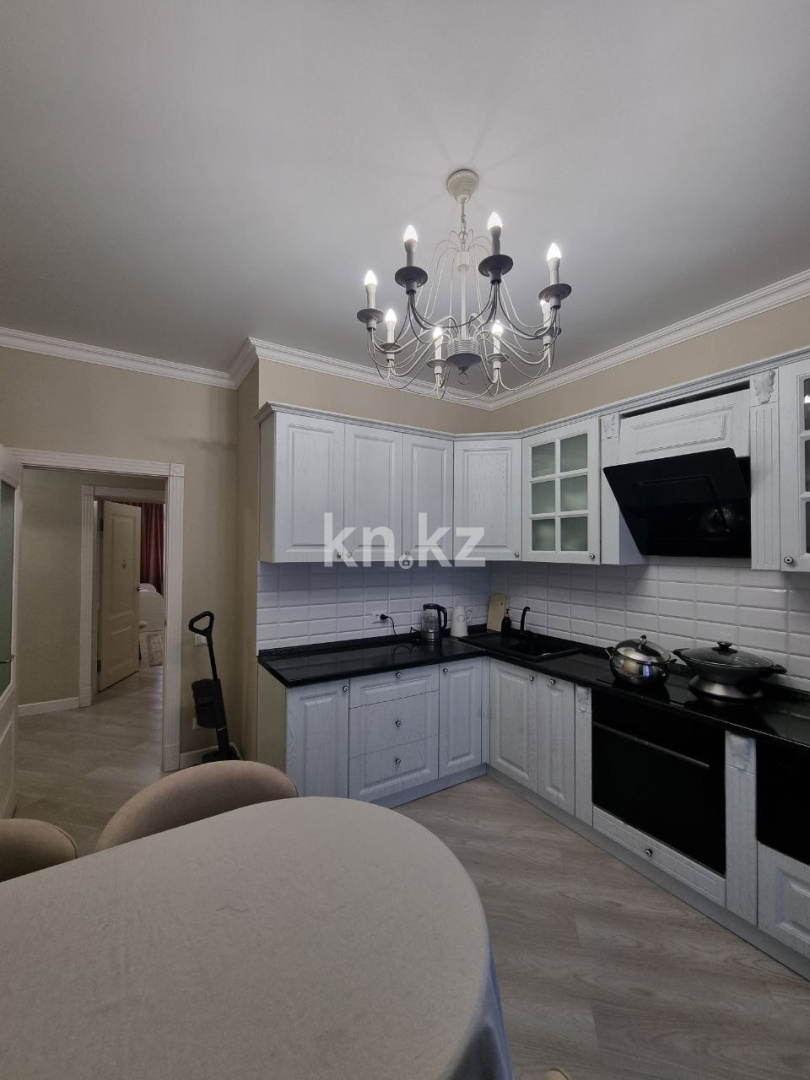 Продажа 3-комнатной квартиры, 85 м², Сакена Сейфуллина, дом  10 в Караганде - фото 2