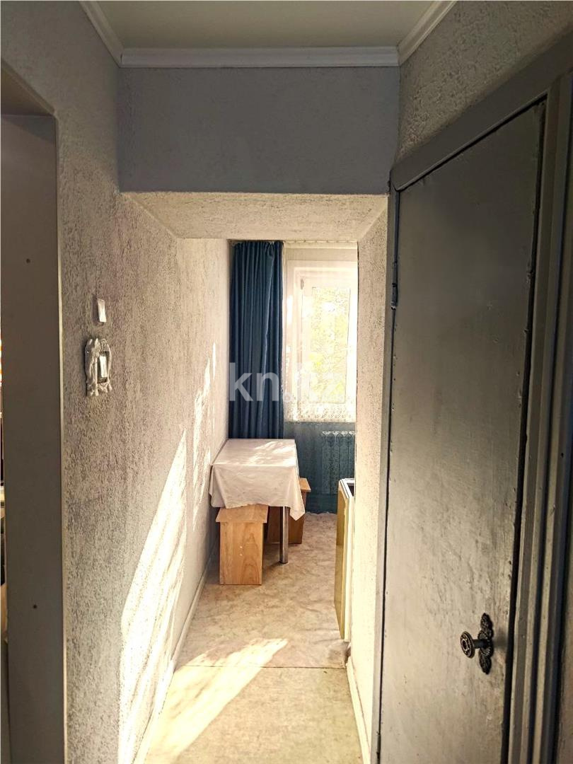 Продажа 3-комнатной квартиры, 48 м², 23-й мкр., дом  34 в Караганде - фото 12