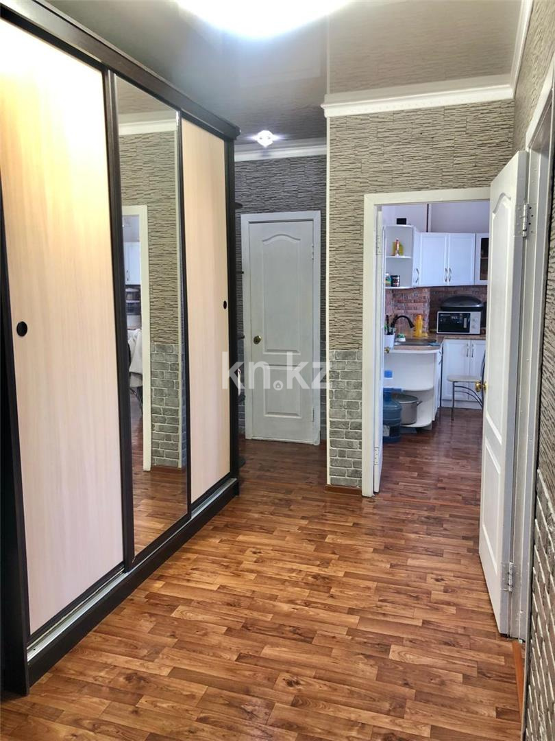 Продажа 3-комнатной квартиры, 80 м², ул. Сарыарка, дом  31 в Караганде - фото 15