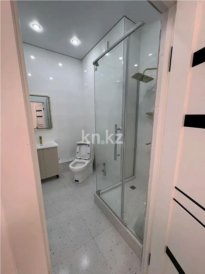 Продажа 2-комнатной квартиры, 70 м² в Алматы - фото 2