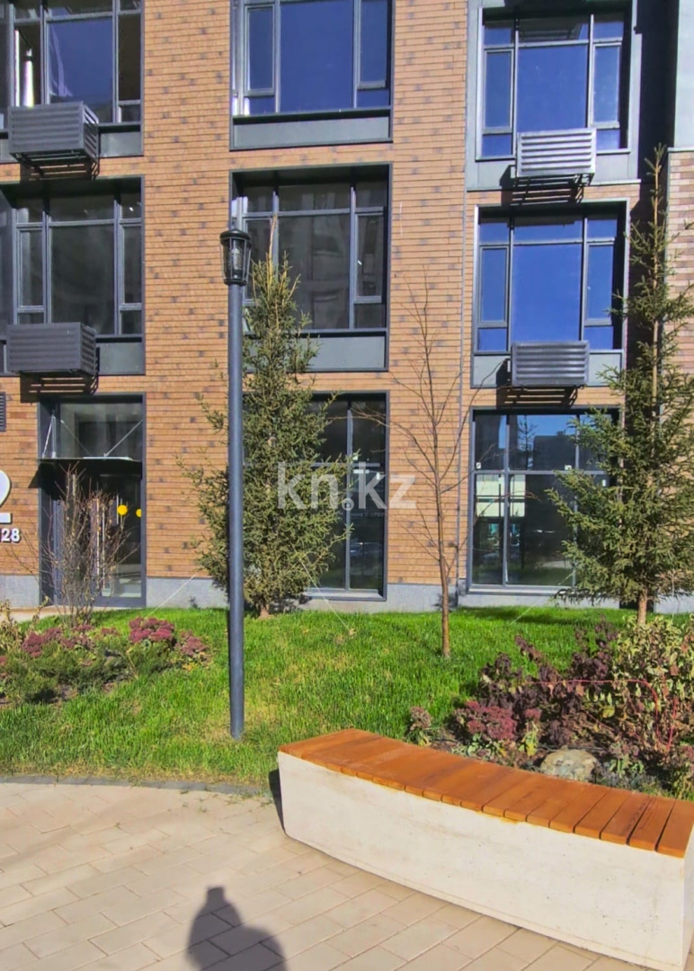 Продажа 4-комнатной квартиры, 95 м², пр. Туран, дом  39/3 - район Хан Шатра в Астане - фото 14