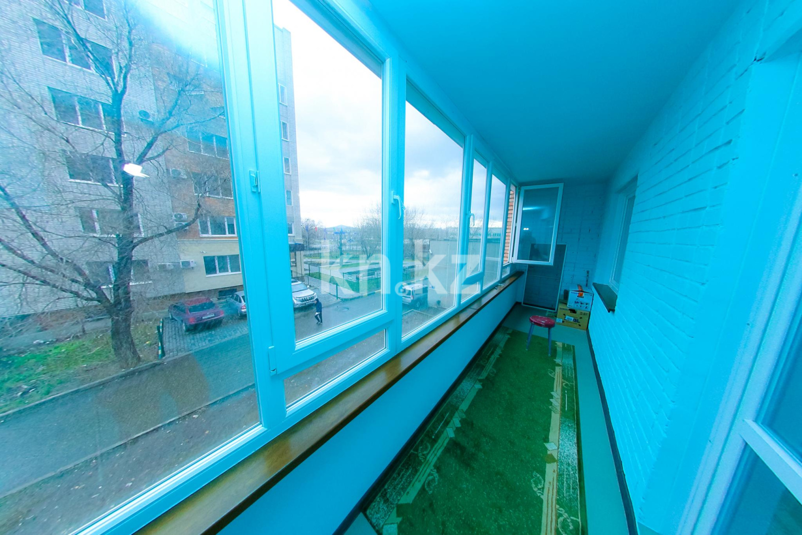 Аренда 1-комнатной квартиры посуточно, 40 м², ул. Набережная Славского, дом  14 в Усть-Каменогорске - фото 9