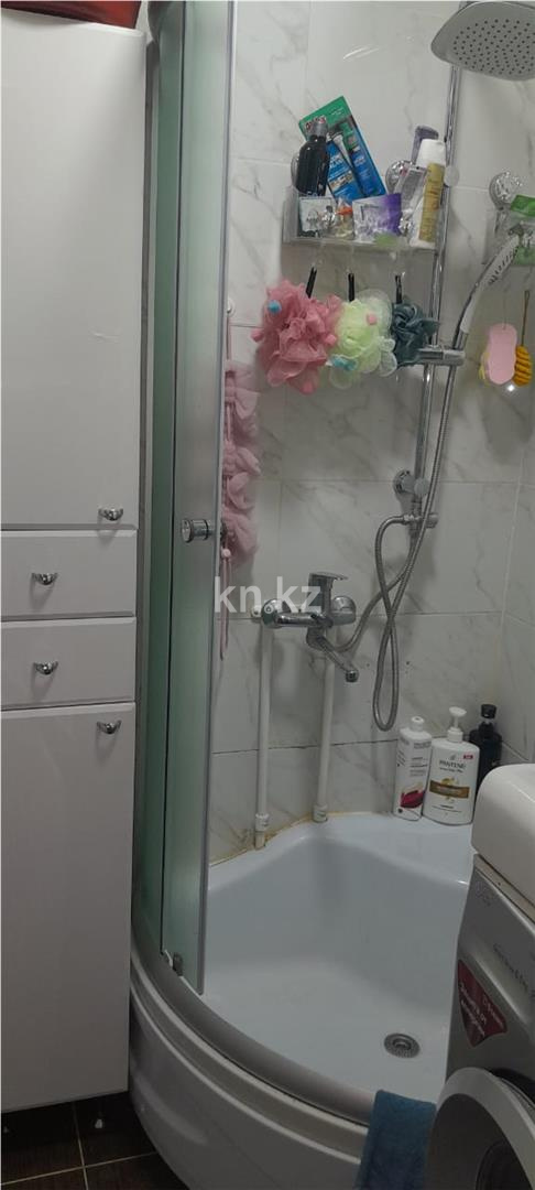 Продажа 4-комнатной квартиры, 77 м², ул. Гапеева в Караганде - фото 8