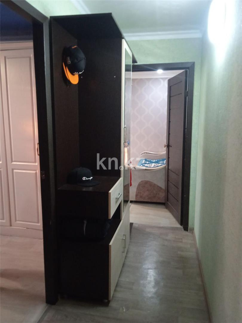 Продажа 3-комнатной квартиры, 57 м², 12-й мкр., дом  38 в Караганде - фото 10