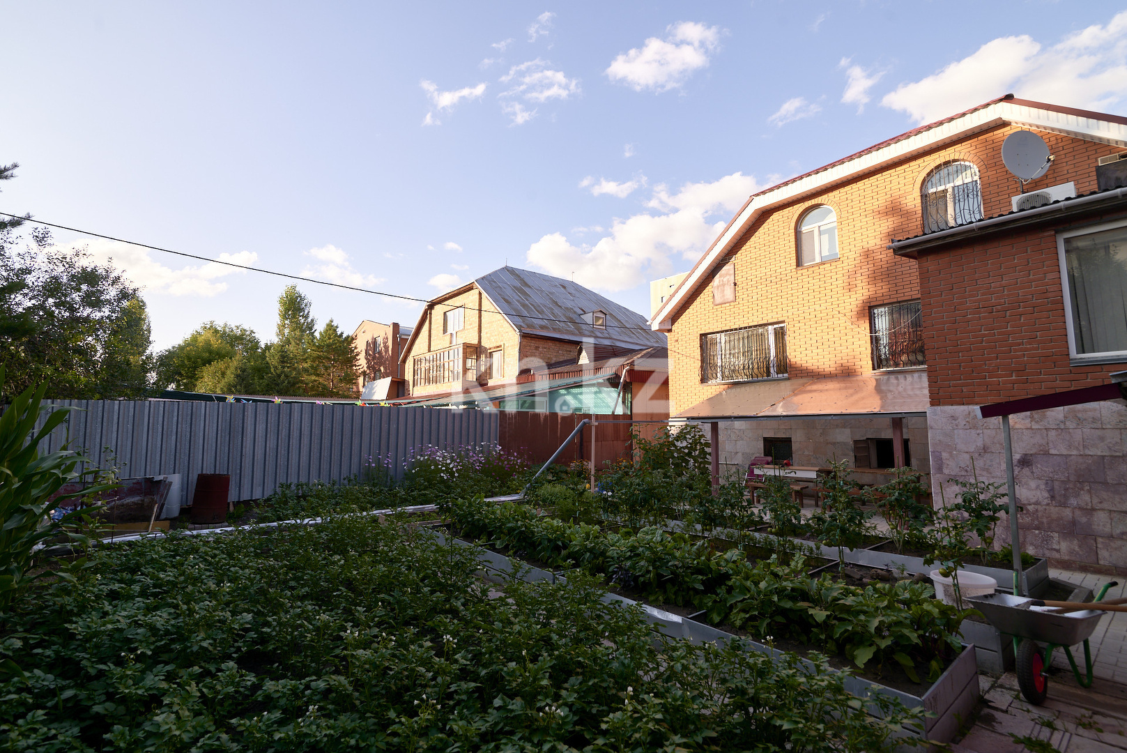 Продажа 6-комнатного дома, 348 м² в Астане - фото 33