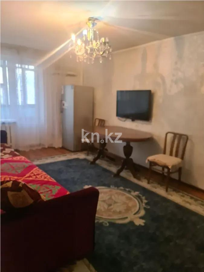 Продажа 4-комнатной квартиры, 76 м², пр. Абылай хана, дом  59 в Алматы