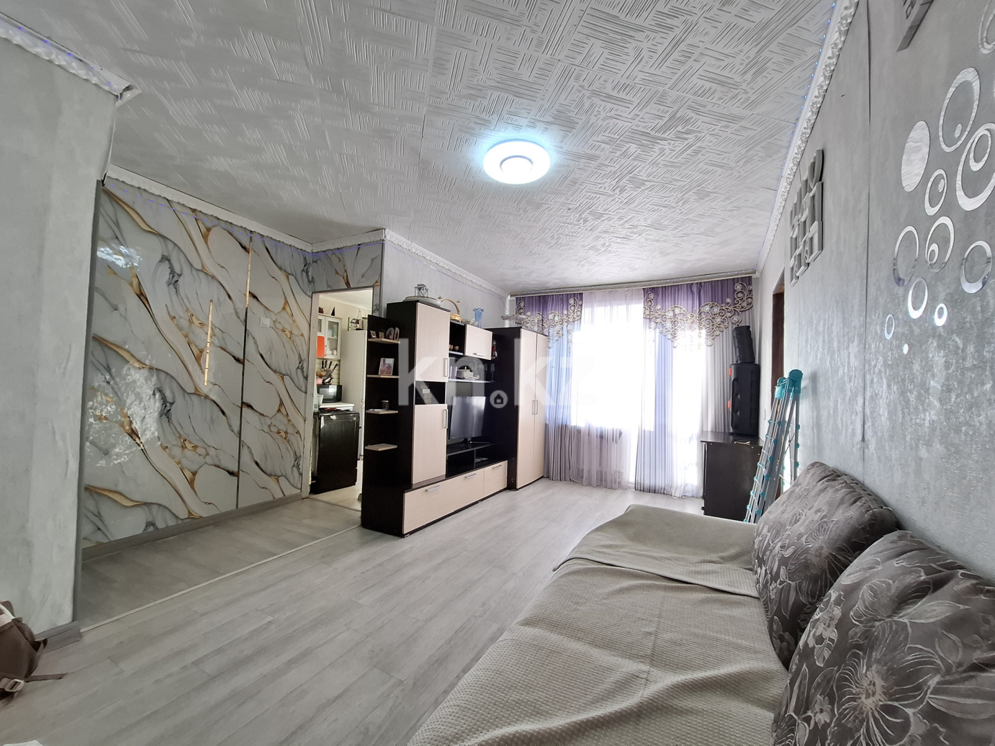 Продажа 2-комнатной квартиры, 42.6 м², 16-й мкр., дом  2а в Караганде - фото 4