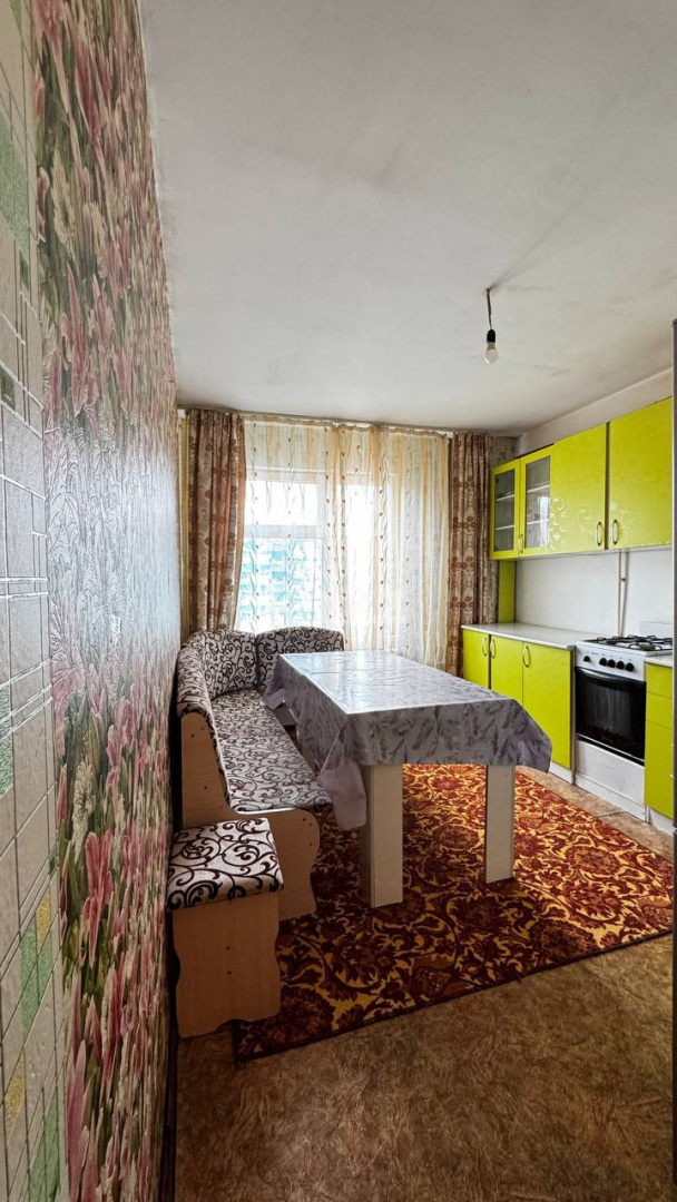 Продажа 1-комнатной квартиры, 42 м², микрорайон Байтерек, дом  11 в Таразе