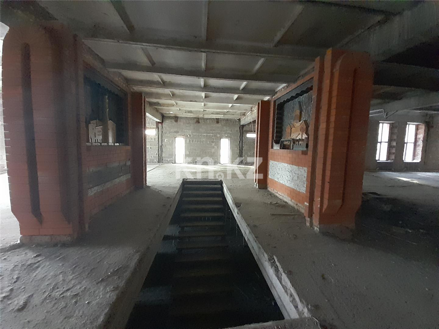 Продажа , 1700 м², ул. Абая в Темиртау - фото 2