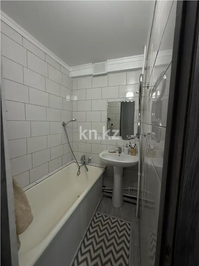 Продажа 1-комнатной квартиры, 35 м², ул. Язева, дом  5 в Караганде - фото 3