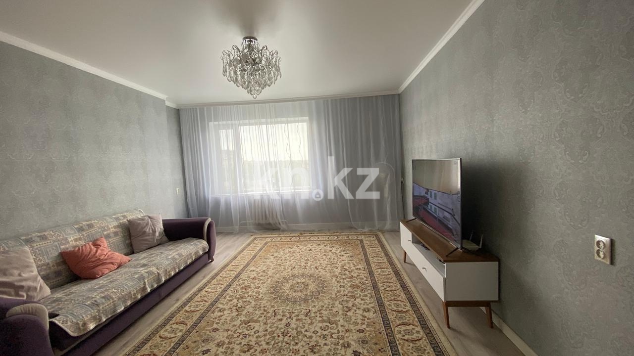 Продажа 3-комнатной квартиры, 93 м², пр. Шахтеров в Караганде - фото 2