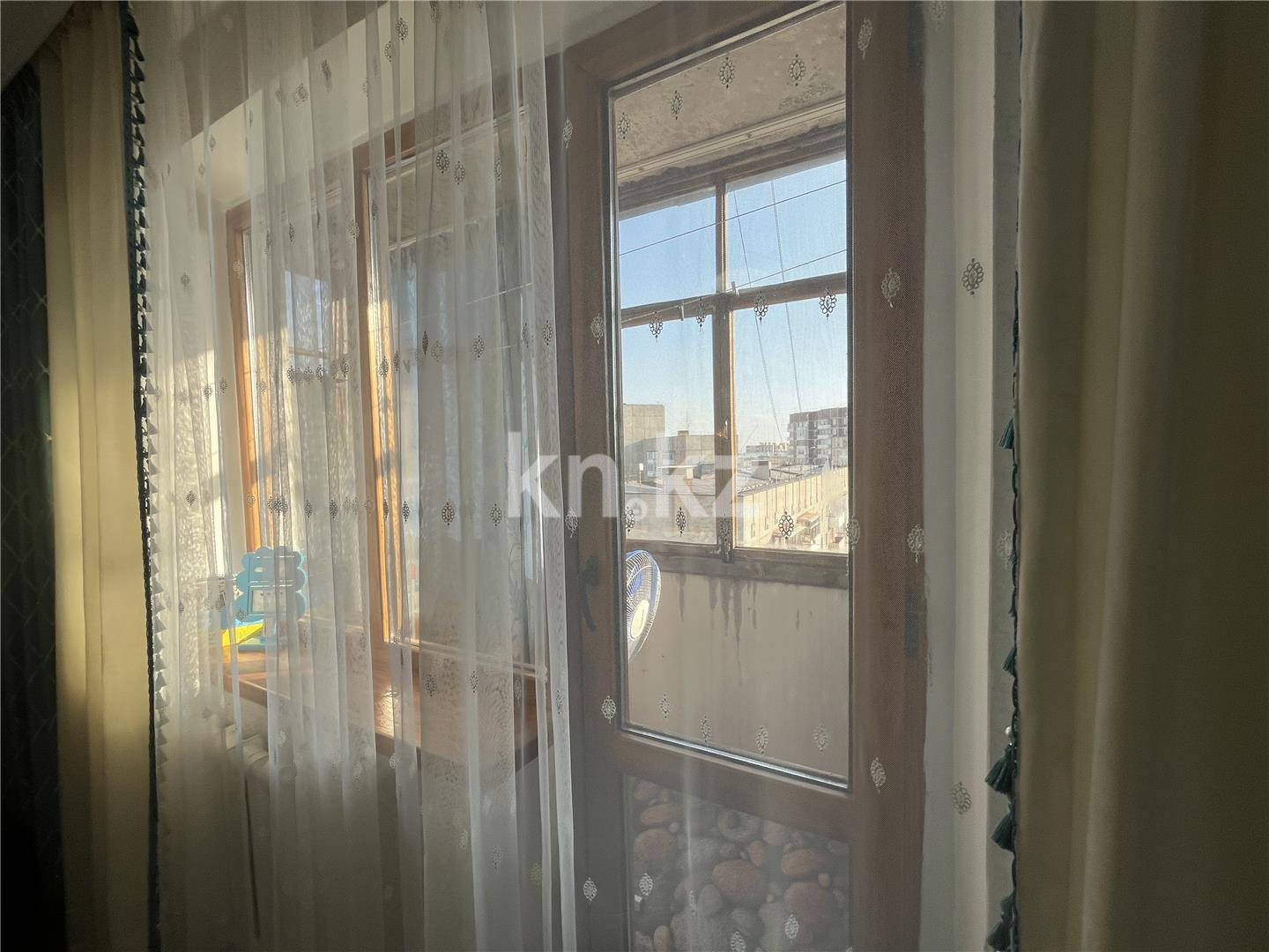 Продажа 1-комнатной квартиры, 36 м², мкр-н Голубые Пруды, дом  15 в Караганде - фото 3