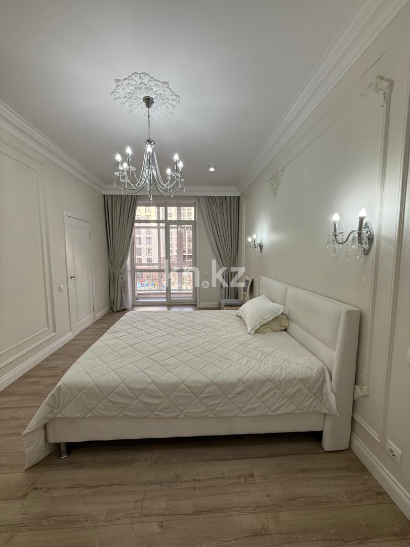 Продажа 4-комнатной квартиры, 140 м², ул. Бокейхана, дом  3б - Керей Жанибек Хандар в Астане - фото 30