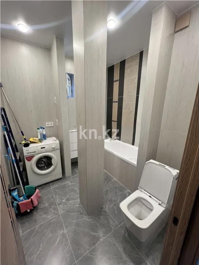 Продажа 2-комнатной квартиры, 52.2 м² в Алматы - фото 4
