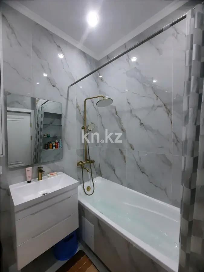 Продажа 3-комнатной квартиры, 64 м², пр. Абая, дом  164/5 в Алматы - фото 6