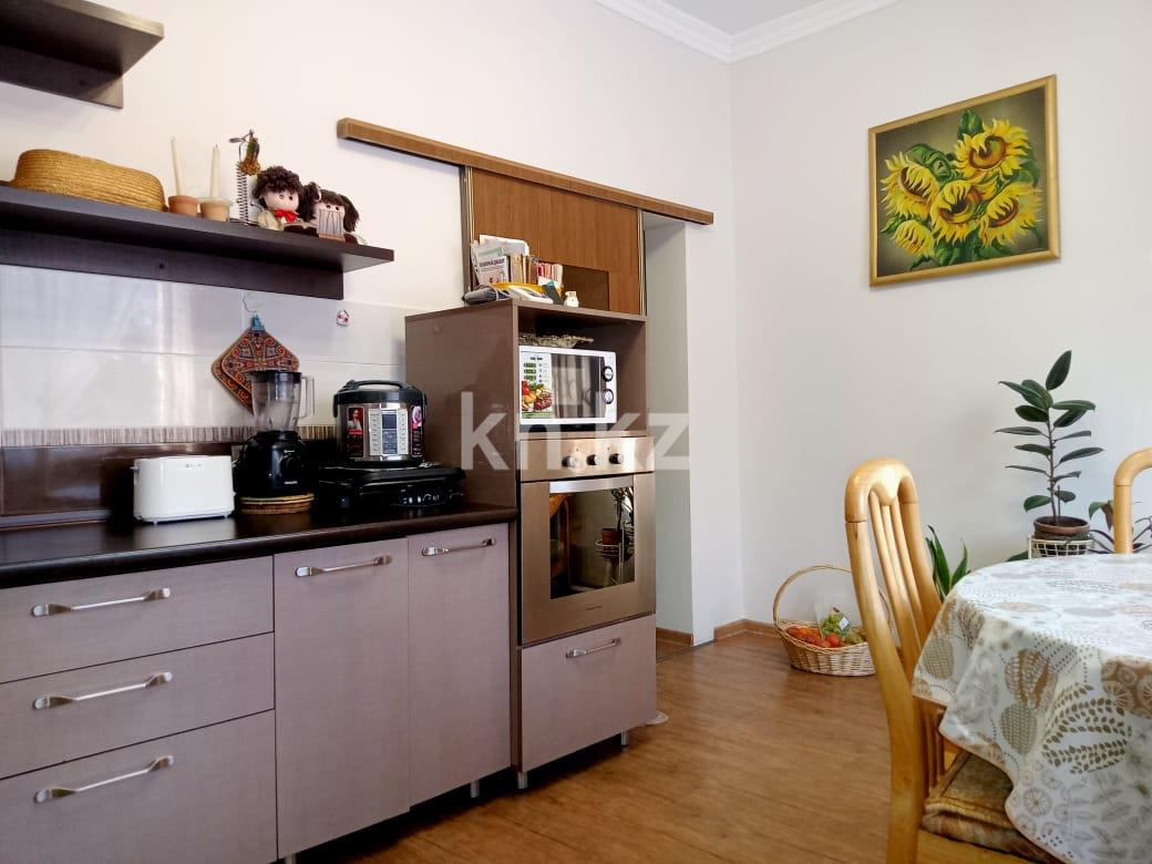 Продажа 5-комнатного дома, 274.6 м², ул. Доскея в Караганде - фото 20