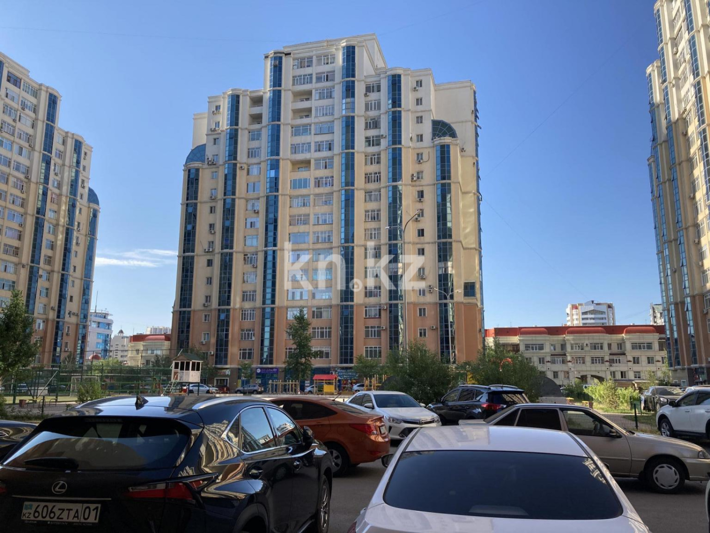 Аренда 2-комнатной квартиры посуточно, 80 м², ул. Баянауыл, дом  1 - Кенесары Иманова Иманбаева Габдуллина в Астане