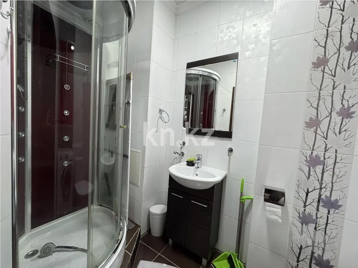 Продажа 2-комнатной квартиры, 89.8 м² в Алматы - фото 4