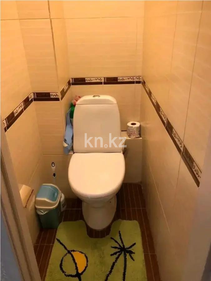 Продажа 3-комнатной квартиры, 62.1 м², 4 мкр., дом  19 в Алматы - фото 7