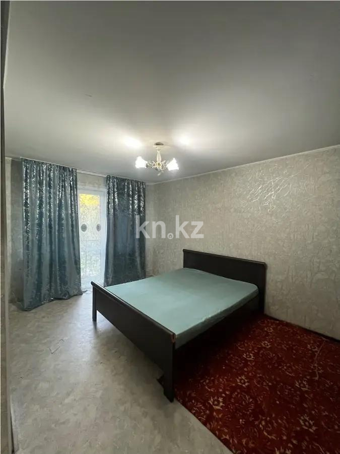 Продажа 1-комнатной квартиры, 33 м², мкр-н 13, дом  32 в Караганде