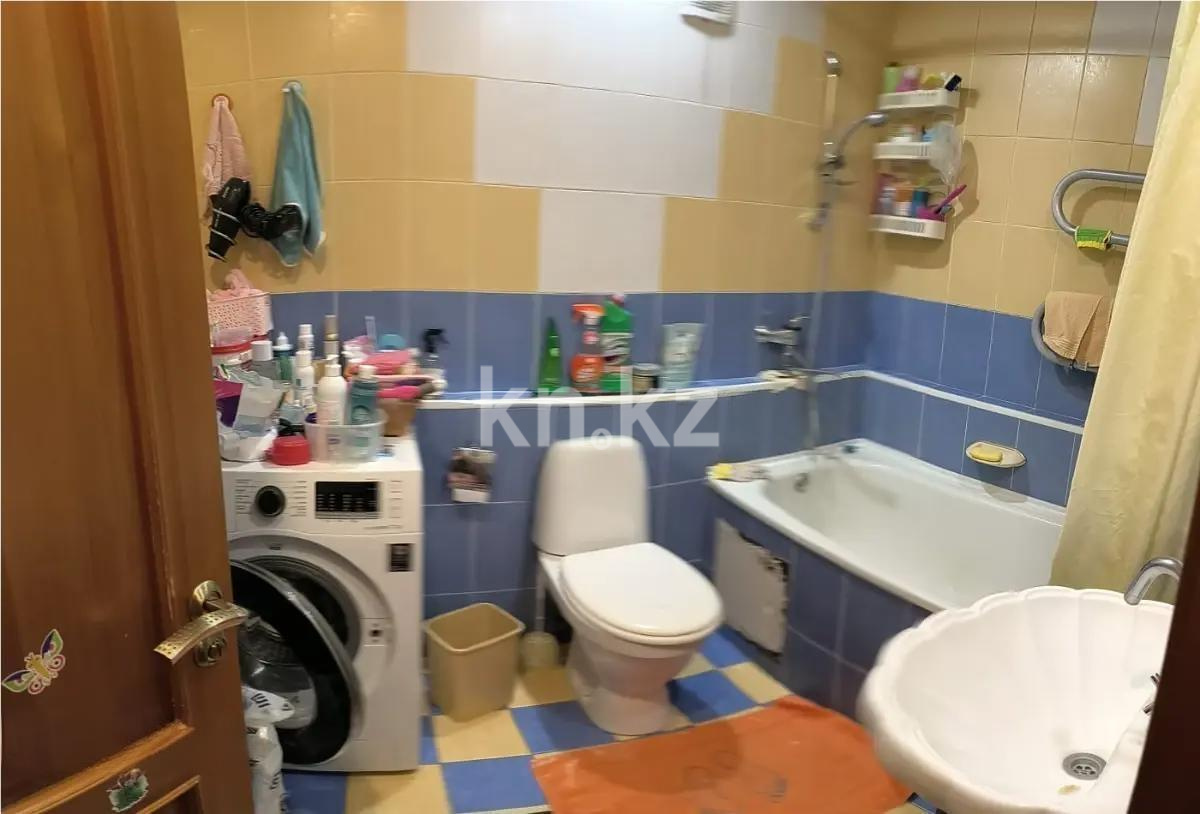 Продажа 2-комнатной квартиры, 44 м², мкр-н 9, дом  36 в Алматы - фото 4