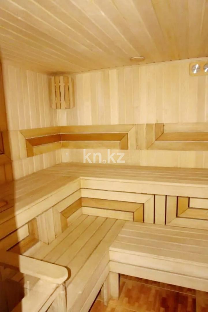 Продажа 7-комнатного дома, 379 м², мкр-н Самал-3 в Уральске - фото 21