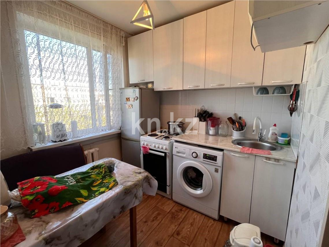 Продажа 3-комнатной квартиры, 62 м², ул. Муканова в Караганде - фото 7